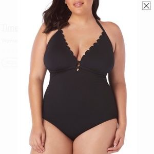 black scallop trim halter one piece swimsuit